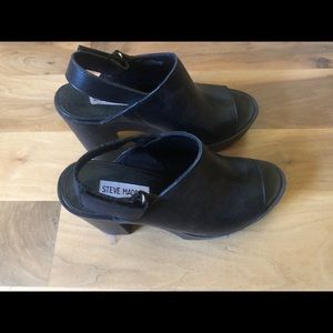 chaps memory foam sandals